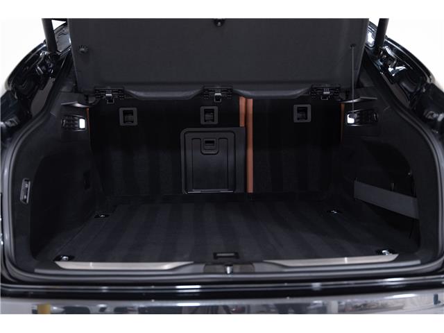 2022 Maserati Levante GT (Stk: UC2240) in Calgary - Image 6 of 27 2022 Maserati Levante GT (Stk: UC2240) in Calgary - Image 6 of 27