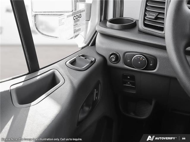 2026 Ford Transit-250 Cargo Base (Stk: 260076) in Hamilton - Image 16 of 25