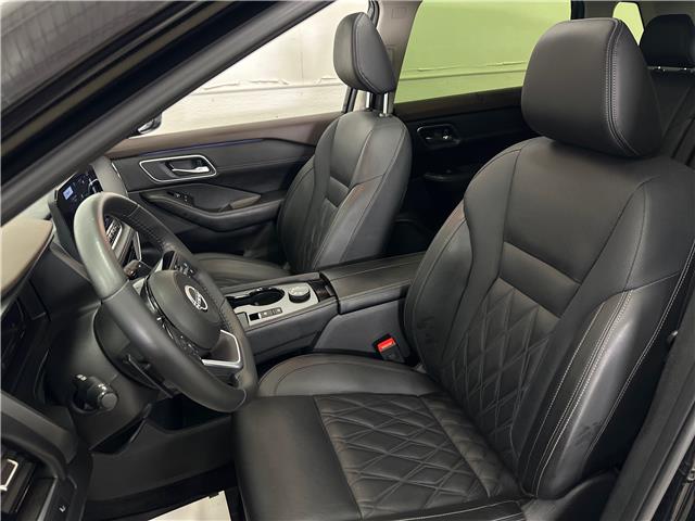 2023 Nissan Rogue Platinum (Stk: 43300J) in Belleville - Image 13 of 26