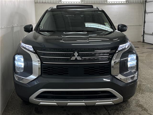 2024 Mitsubishi Outlander SE (Stk: 43289J) in Belleville - Image 2 of 24