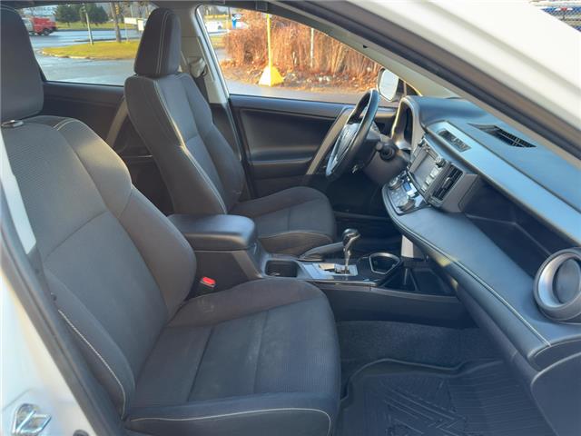 2018 Toyota RAV4 XLE (Stk: R4537A) in Kamloops - Image 22 of 25