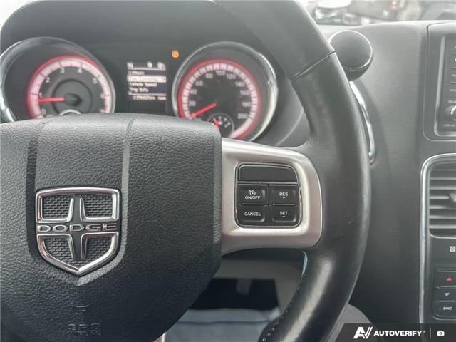 2017 Dodge Grand Caravan Crew (Stk: 850) in Kitchener - Image 14 of 23