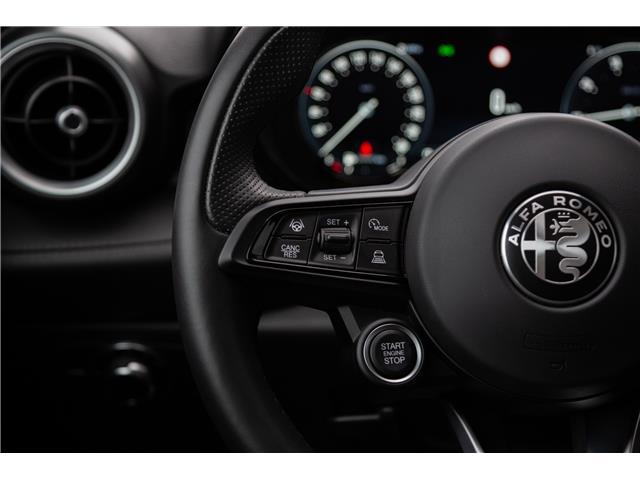 2023 Alfa Romeo Tonale Veloce (Stk: 23089D) in London - Image 14 of 32