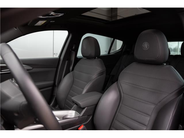 2023 Alfa Romeo Tonale Veloce (Stk: 23089D) in London - Image 17 of 32