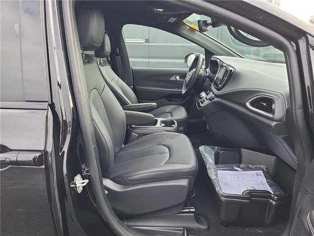 2026 Chrysler Pacifica Select (Stk: 260145) in Windsor - Image 20 of 22