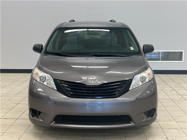 2015 Toyota Sienna Base (Stk: R173446A) in Courtenay - Image 3 of 17