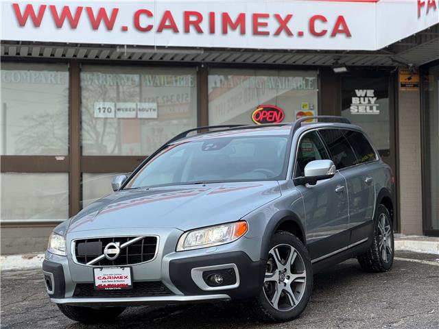 2013 Volvo XC70 T6 (Stk: 2511621) in Waterloo - Image 1 of 23