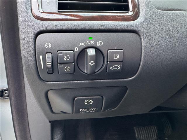 2013 Volvo XC70 T6 (Stk: 2511621) in Waterloo - Image 12 of 23 2013 Volvo XC70 T6 (Stk: 2511621) in Waterloo - Image 12 of 23