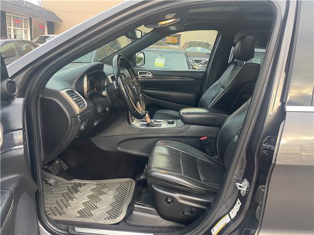 2017 Jeep Grand Cherokee Overland (Stk: J607043) in Scarborough - Image 13 of 26