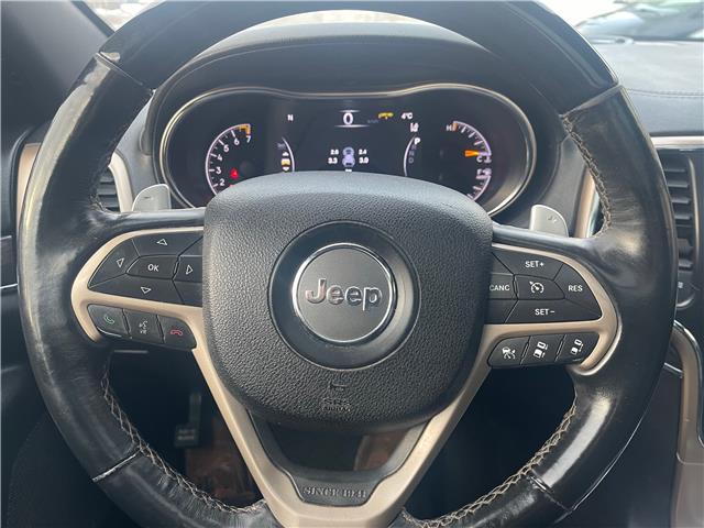 2017 Jeep Grand Cherokee Overland (Stk: J607043) in Scarborough - Image 16 of 26