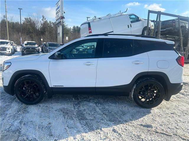 2021 GMC Terrain SLE (Stk: A2245A) in Ottawa - Image 2 of 25 2021 GMC Terrain SLE (Stk: A2245A) in Ottawa - Image 2 of 25