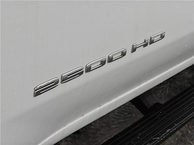 2022 GMC Sierra 2500HD Pro in Ottawa - Image 2 of 31
