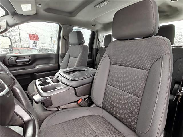 2022 GMC Sierra 2500HD Pro in Ottawa - Image 13 of 31