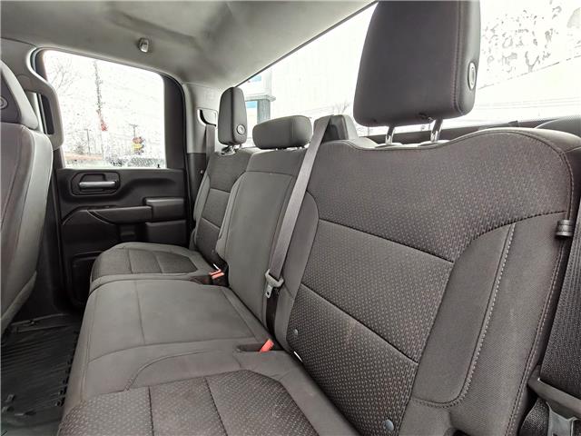 2022 GMC Sierra 2500HD Pro in Ottawa - Image 27 of 31