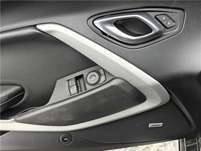 2019 Chevrolet Camaro 1LT in Ottawa - Image 11 of 24