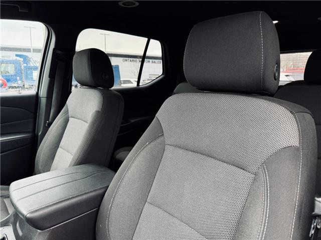 2023 Chevrolet Traverse LT Cloth (Stk: 2-12479A) in Oshawa - Image 19 of 46