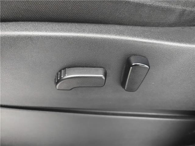 2023 Nissan Frontier PRO-4X in Ottawa - Image 11 of 40