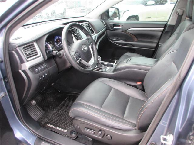 2017 Toyota Highlander Limited (Stk: 26054A) in Peterborough - Image 11 of 32