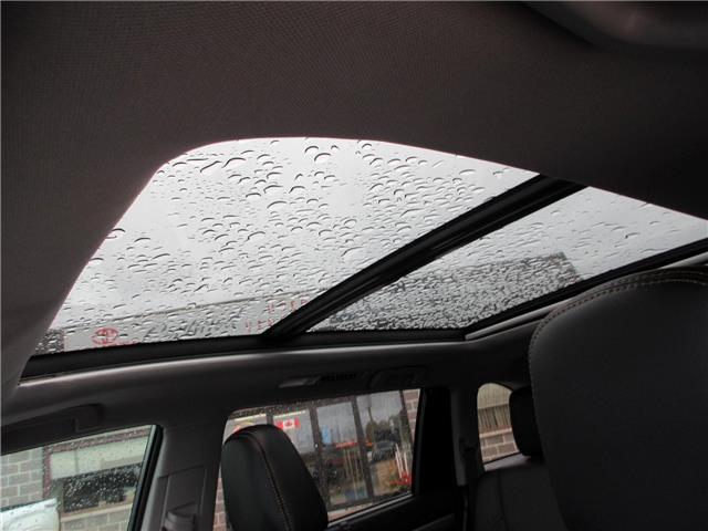 2017 Toyota Highlander Limited (Stk: 26054A) in Peterborough - Image 13 of 32