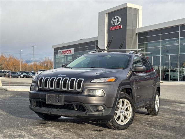 2018 Jeep Cherokee North (Stk: X038196O) in Cranbrook - Image 1 of 17