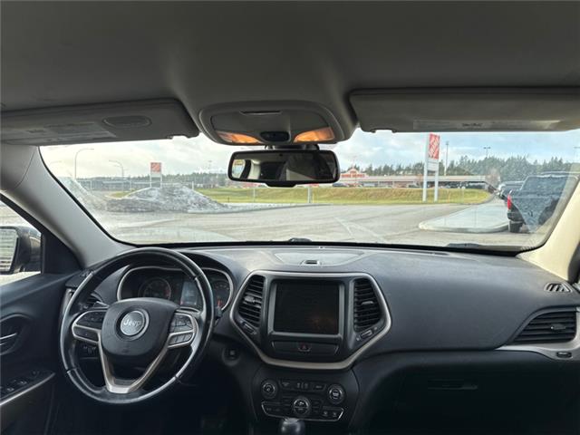 2018 Jeep Cherokee North (Stk: X038196O) in Cranbrook - Image 10 of 17