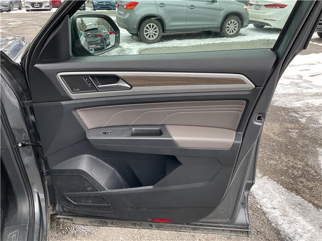2023 Volkswagen Atlas 3.6 FSI Highline (Stk: 251507A) in North Bay - Image 19 of 23