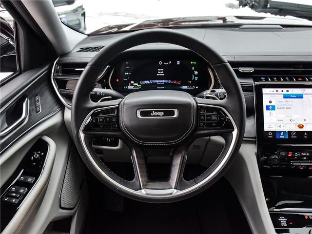 2023 Jeep Grand Cherokee 4xe Overland (Stk: 25-0158DTC) in Toronto - Image 18 of 29