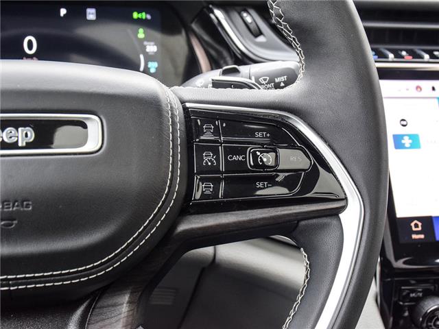 2023 Jeep Grand Cherokee 4xe Overland (Stk: 25-0158DTC) in Toronto - Image 22 of 29