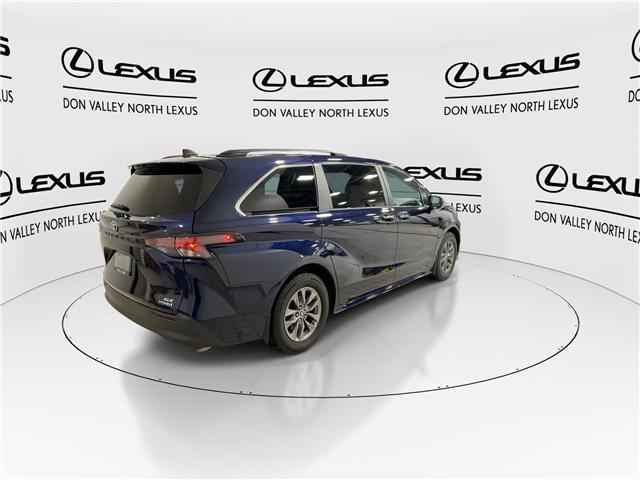 2023 Toyota Sienna  (Stk: 14U7138) in Markham - Image 9 of 31