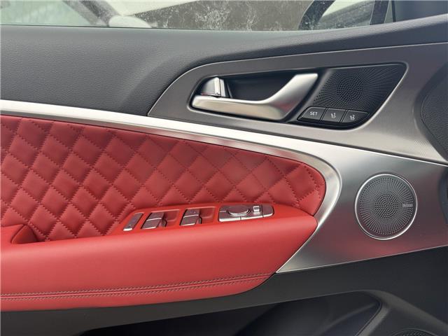 2025 Genesis G70 3.3T Sport (Stk: 16U101570) in Markham - Image 30 of 43