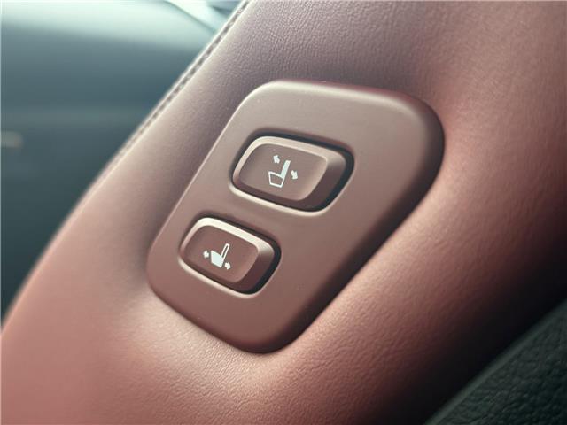 2025 Genesis G70 3.3T Sport (Stk: 16U101570) in Markham - Image 37 of 43