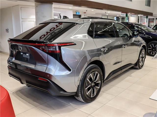 2026 Toyota bZ XLE (Stk: 260137) in Toronto - Image 3 of 22