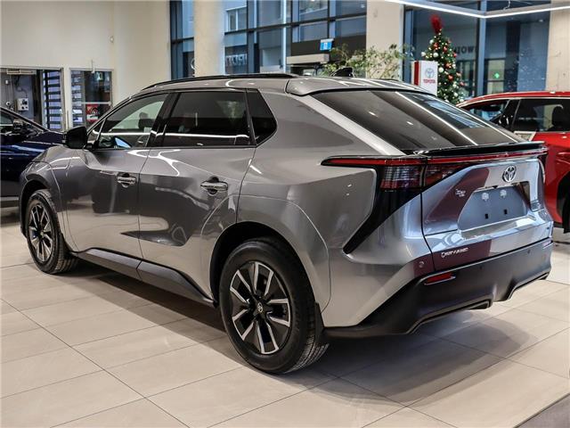 2026 Toyota bZ XLE (Stk: 260137) in Toronto - Image 4 of 22