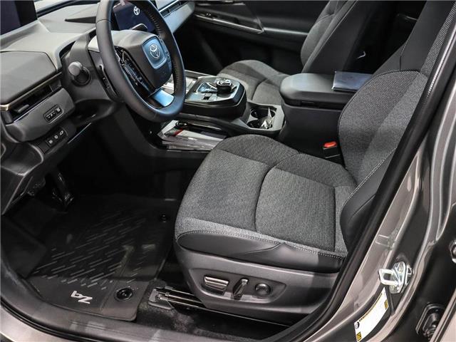 2026 Toyota bZ XLE (Stk: 260137) in Toronto - Image 7 of 22