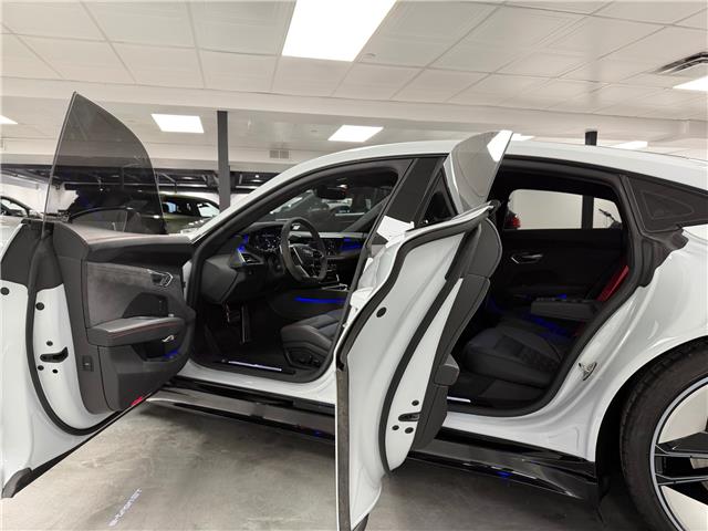 2022 Audi RS e-tron GT Base (Stk: A9163) in Saint-Eustache - Image 9 of 32