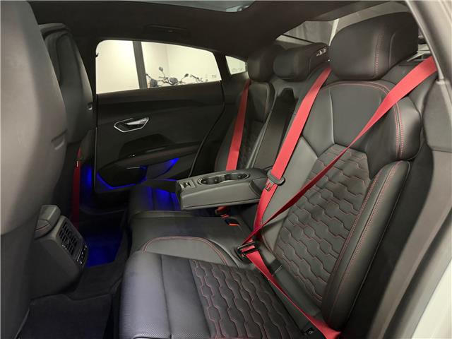 2022 Audi RS e-tron GT Base (Stk: A9163) in Saint-Eustache - Image 27 of 32