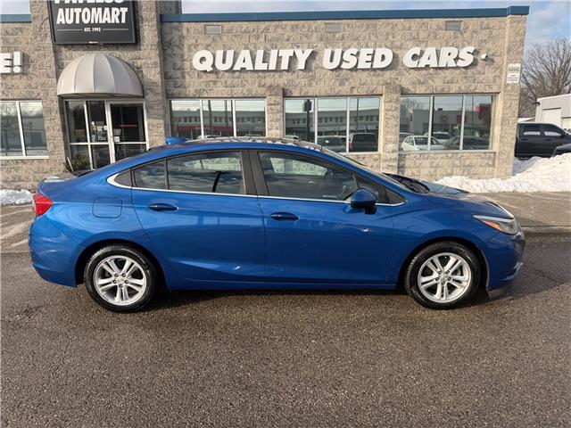 2016 Chevrolet Cruze LT Auto in Sarnia - Image 2 of 21