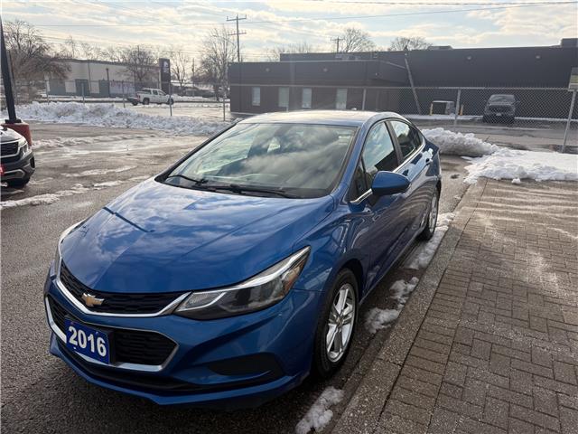 2016 Chevrolet Cruze LT Auto in Sarnia - Image 8 of 21