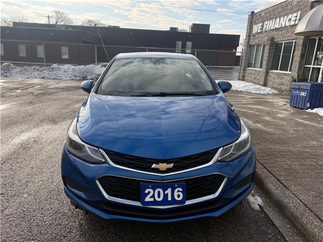 2016 Chevrolet Cruze LT Auto in Sarnia - Image 9 of 21