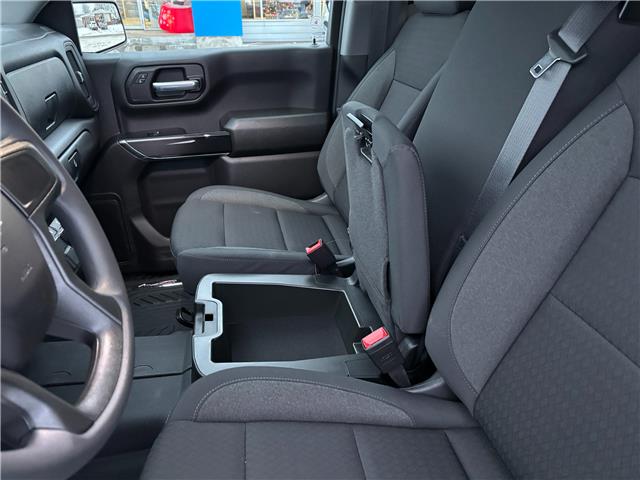 2026 Chevrolet Silverado 1500 Custom Trail Boss (Stk: 36313) in Renfrew - Image 17 of 38