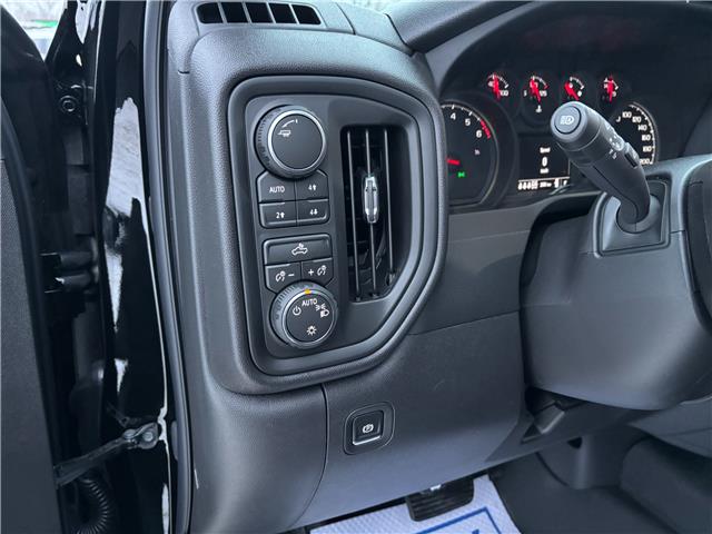 2026 Chevrolet Silverado 1500 Custom Trail Boss (Stk: 36313) in Renfrew - Image 19 of 38
