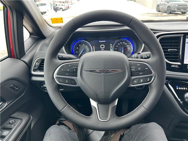 2026 Chrysler Pacifica Select (Stk: 26-038) in Hanover - Image 13 of 19