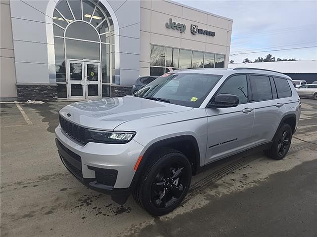 2025 Jeep Grand Cherokee L Laredo (Stk: S334) in Miramichi - Image 1 of 14