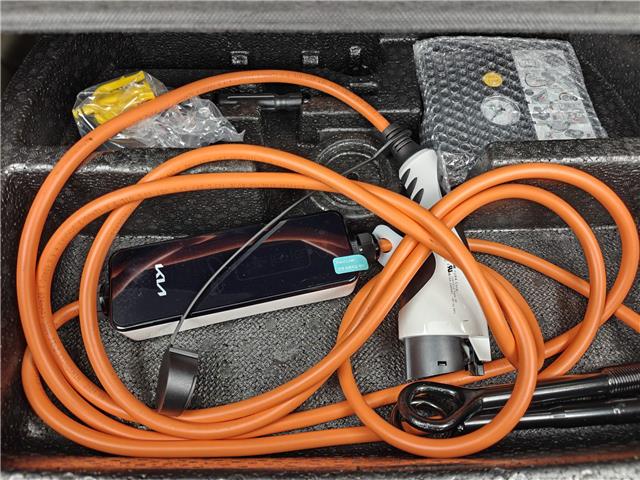 2022 Kia Niro EV EX in Ottawa - Image 29 of 35 2022 Kia Niro EV EX in Ottawa - Image 29 of 35