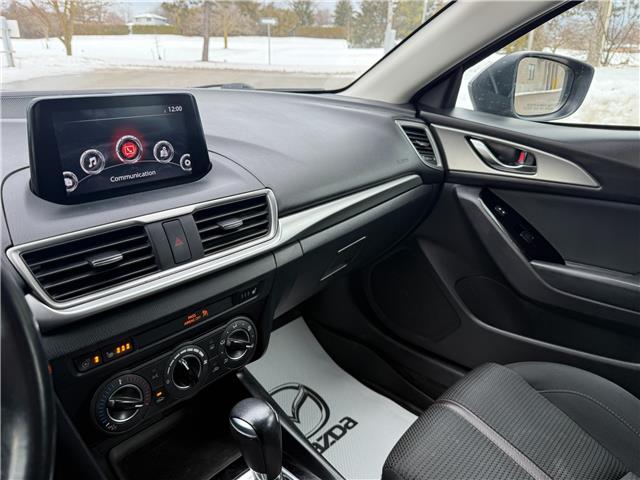 2018 Mazda Mazda3 Sport GS (Stk: 16054A) in Newmarket - Image 27 of 49 2018 Mazda Mazda3 Sport GS (Stk: 16054A) in Newmarket - Image 27 of 49