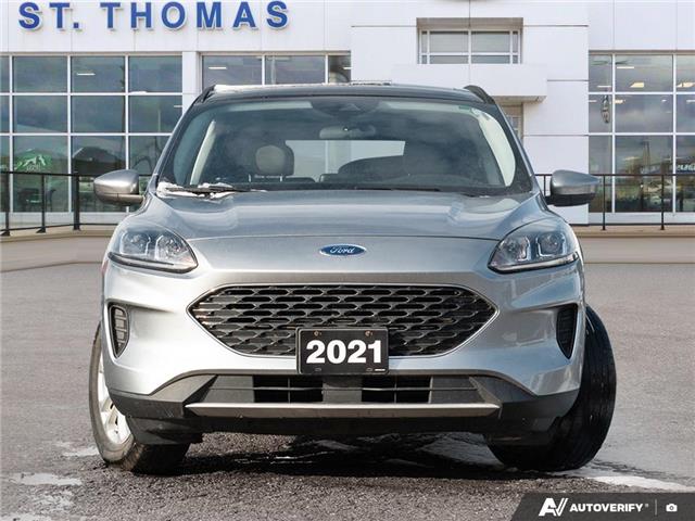2021 Ford Escape SE Hybrid (Stk: 6051A) in St. Thomas - Image 2 of 27