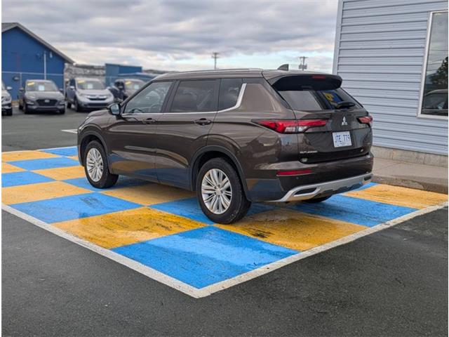 2024 Mitsubishi Outlander LE (Stk: 47898A) in Mount Pearl - Image 6 of 18