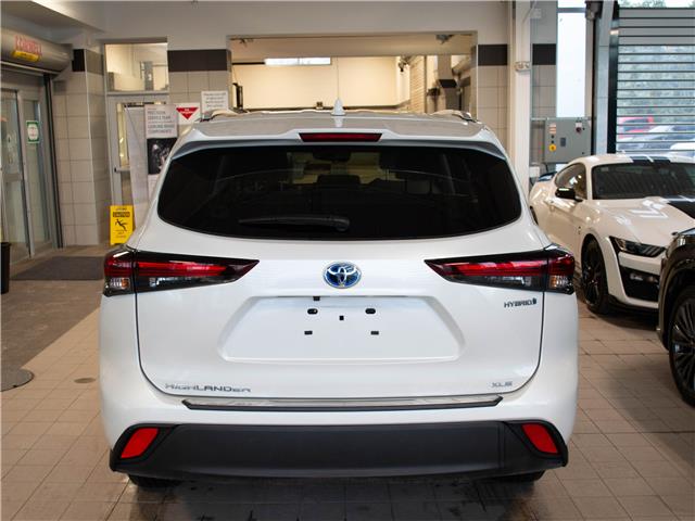 2024 Toyota Highlander Hybrid XLE (Stk: 26522A) in Kingston - Image 6 of 15