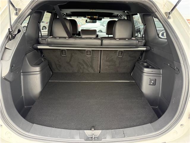 2022 Mitsubishi Outlander Plug-In Hybrid GT (Stk: U3299A) in Cambridge - Image 15 of 35 2022 Mitsubishi Outlander Plug-In Hybrid GT (Stk: U3299A) in Cambridge - Image 15 of 35
