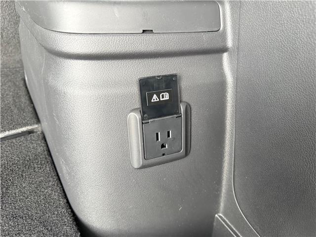 2022 Mitsubishi Outlander Plug-In Hybrid GT (Stk: U3299A) in Cambridge - Image 16 of 35 2022 Mitsubishi Outlander Plug-In Hybrid GT (Stk: U3299A) in Cambridge - Image 16 of 35